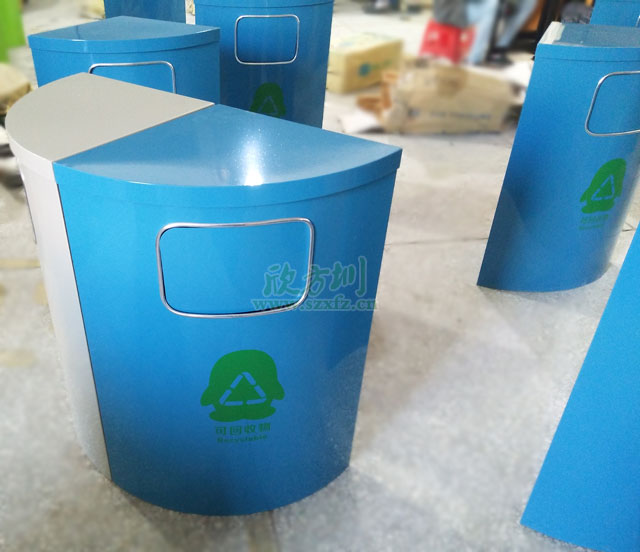 鋼制室內(nèi)單桶垃圾桶工廠(chǎng)生產(chǎn)圖