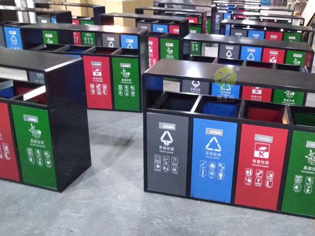 提升公共空間品質(zhì)，深圳金屬垃圾桶助你一臂之力